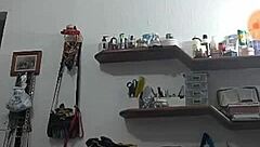 morena dancing with big ass shaking