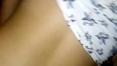 BATIÉNDOLE LA VERGA A MI SINGLE FAVORITO HASTA QUE ME LLENA MI COÑO DE LECHE SOY SU PUTA