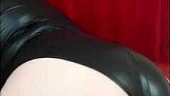 She dominates with foot worship in sexting compilation