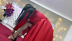 Big cumshots from shemale in couple blowjob scene