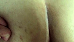 se coge al novio de su amiga mientras trabaja