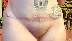 Orgasm Squirt With Huge Dildo! Curvy Fat Beaver Moans