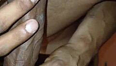 quería una polla más grande y le metí el desodorante parte 2 final.