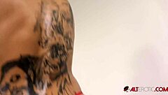 Old Stepmom Gets Young Hard Cock from Stepson!