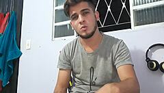 Flakael aceita fazer porn� gay vai ser um neg�o ou um branquinho