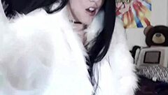 The fur coat diaries: Goddess in leather