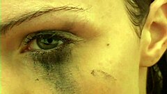 Watch Addi give her pussy a tongue shower, naked and fucking solo.