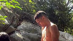 Sexo En La Selva Follando A Una Chica Desconocida En Un Rio De Colombia