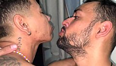 Passeio na praia a tarde resultou num sexo quente no início da noite num quarto de hotel - full sheer