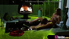 Relaxing Bath Ends In Hot Pussy Licking With Brunette MILF Roommate!