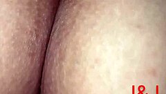 Married woman with big butt using a toothbrush in an amateur porn video