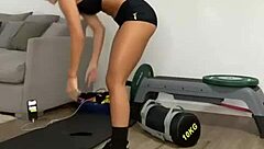 Concha marcada and Papo's hot scene with a camel toe