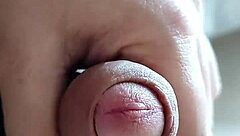 CLOSE UP BIG DICK AND FEET