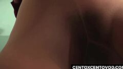 triangolo in collant di alex magni con roxana ardi e layla