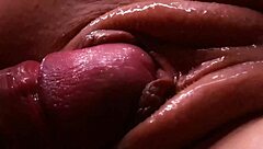 Amateur cock rubbing and female orgasm