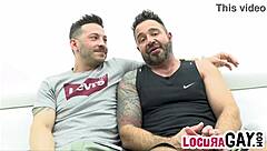 Locuragay - John Brachalli Folla Duro Con Martín Mazza En El Sofá