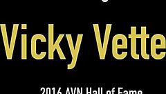 Vicky Vette licks Trisha Uptown's pussy.