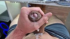 eu gozei bem gostoso ontem no fetish bisexual twink solo. o que voce acha?