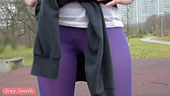 jeny smith in pantyhose workout flashing ass