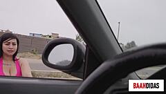 Vendedora De Aguas Wants to Fuck Instead of Work, Sucks Pinga