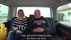 Gostosa spreads thighs for deep rola fucking