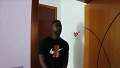 Slut Receives Cum From Receptionist Guy