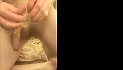 Anon Loads Fucked Into Young Stunner - Frozen?