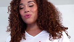 Watch this sexy masseuse handle pain with deepthroat and doggystyle?