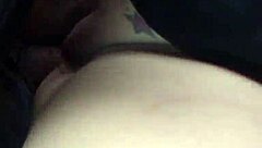 A loira levou uma gozada dentro da buceta no carro no meio da rua - giselle bithenkur