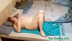 Amateur wife's oiled body squirts during a sensual massage