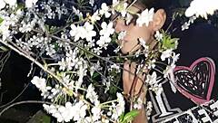 licking lesbian pussy to orgasm in homemade muff diving sex with stranger after park