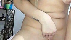 fantasia de corno with latina squirting on dildo for femdom