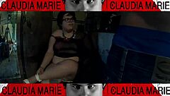 la gorda y su amigo gay se ponen guarros en casa de sus padres antes de que les pillen entrando por la puerta