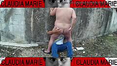 Impossible positions to eat the fat woman's pussy on the street! I love her juices and flows, licking her cunt up and down until she cums!