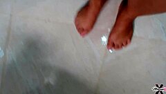 i watch maxine squirt in her solo clip