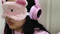 hey, innocent girl, wanna suck my cock blindfolded?