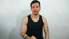 Milfs Lick Wet Pussies To Orgasm In Lesbian Sex!