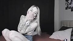 Pale Slim Tattoo Camgirl Flashes Her Tits On Cam