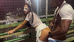 Skinny coelhinha gets it hard while riding and sucking