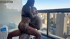 A cunhadinha surprises with a visit in fishnets at hotel