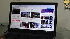 deepthroat with a curvy milf fan