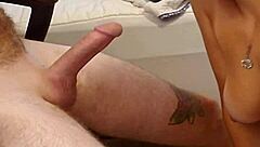 Girlfriend gives amazing blowjob!