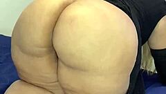 Boss's Big Ass Wife Visits Drunk For Happy Ending