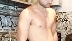 Plomero me destapó la cañería with handjob and blowjob