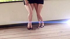 karolina angels and hannah vivienne enjoy the company