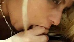 Linda Chica Sucks My Big Cock Until I Cum