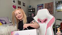 Unboxing fuck machine dildo