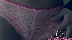 I'm Yours, Melody Petite 18+!