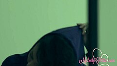 I'm Yours, Melody Petite 18+!