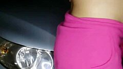 Amanda got horny and gave her pussy in the garage